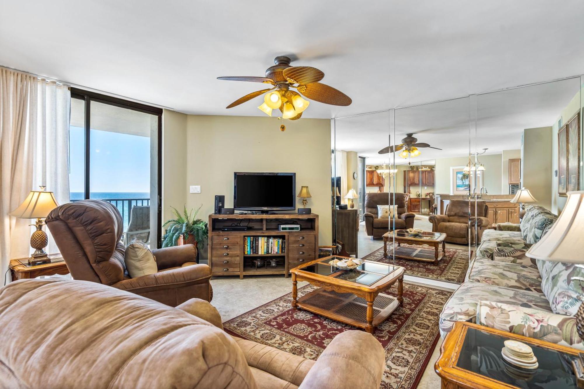 Aquavista Beach Resort By Sand Seeker Vacations Panama City Beach Bilik gambar
