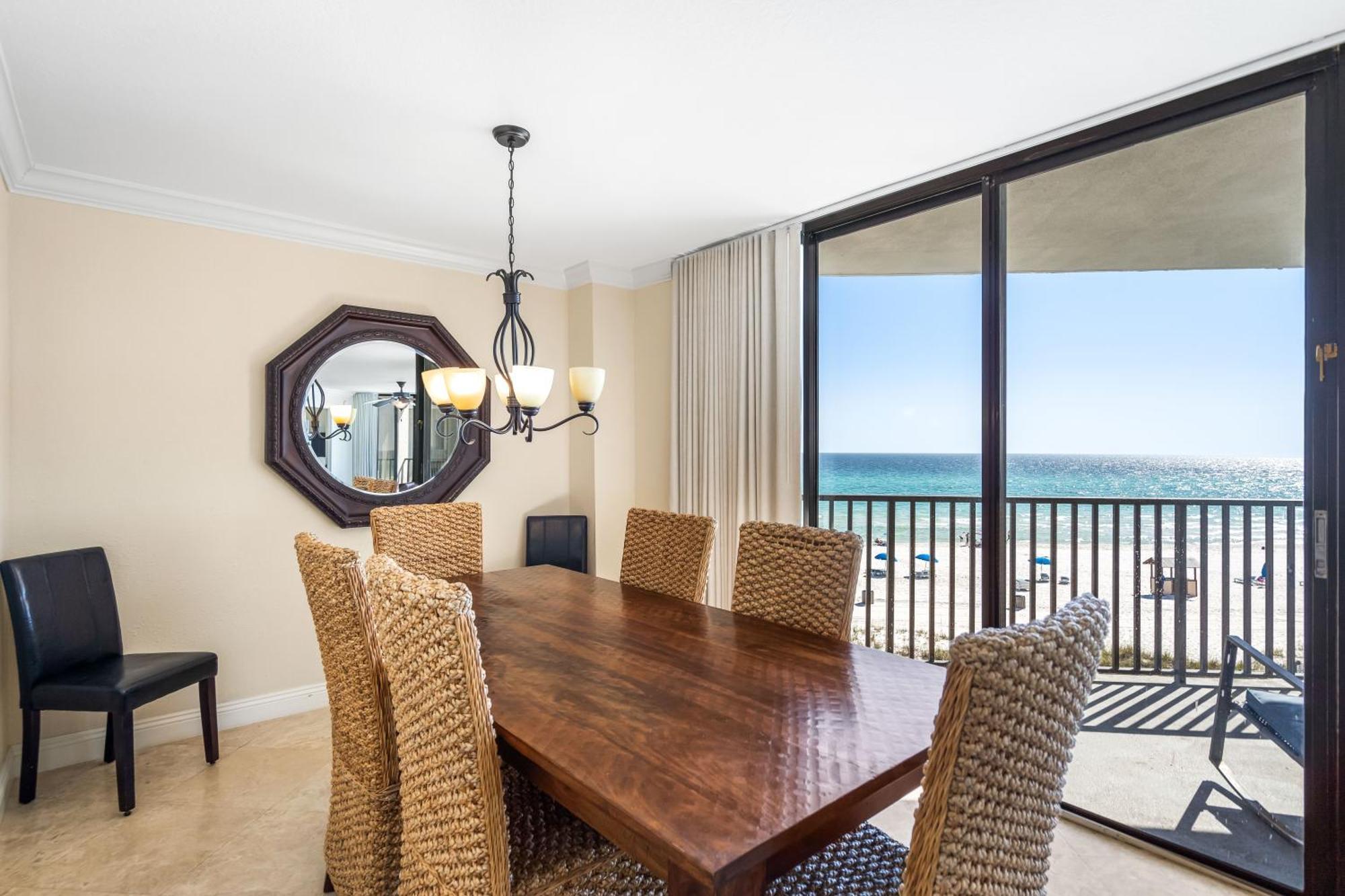 Aquavista Beach Resort By Sand Seeker Vacations Panama City Beach Bilik gambar